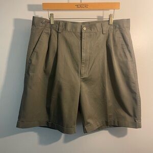 Greg Norman Collection Green Cargo Shorts Relaxed Fit